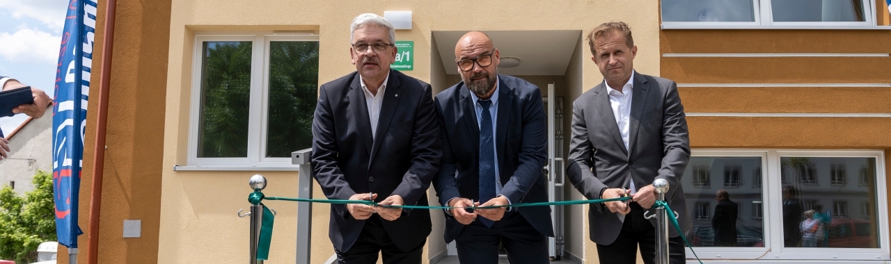 W Pyskowicach lokatorzy odebrali klucze do nowych mieszkań 